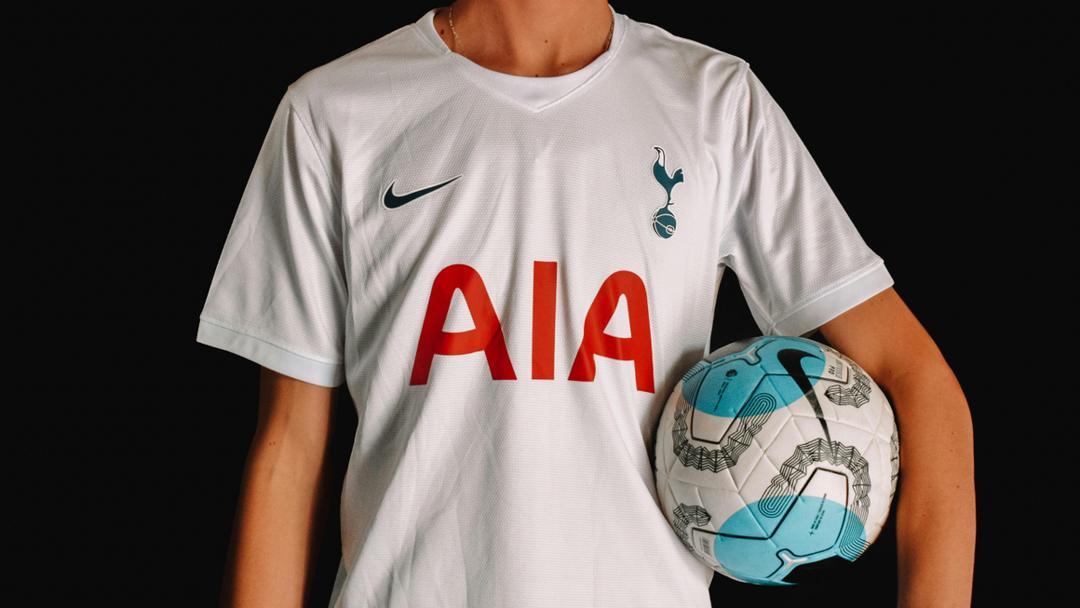 Kenapa Tottenham Memecat Ange Postecoglu Meski Juara UEL 2024/2025?